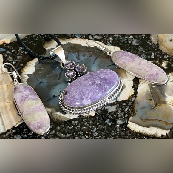 Lepidolite Pendant & Earrings - Picture 10 of 17